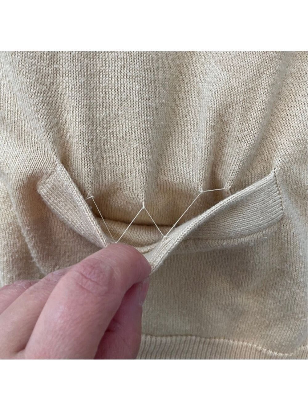 Lauren Ralph Lauren Beige Cotton V-Neck Logo Cardigan Sweater Women’s Size Small - Picture 11 of 15